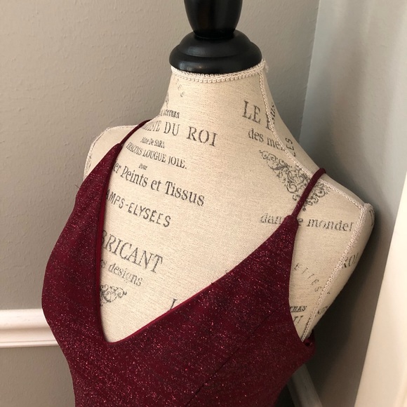 NEW JOVANI SZ 6 BURGUNDY SHIMMER LACE UP FORMAL COCKTAIL DRESS - Picture 4 of 15